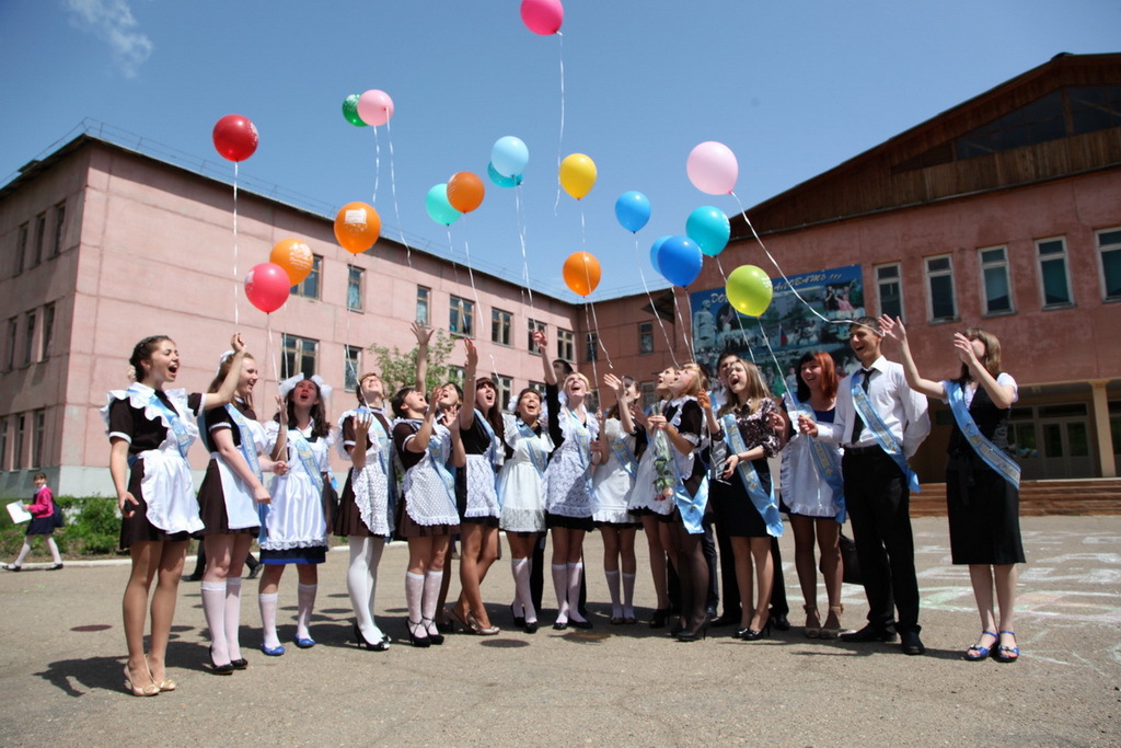 25 детей с Украины будут учиться в кировских школах, и посещать детсады 